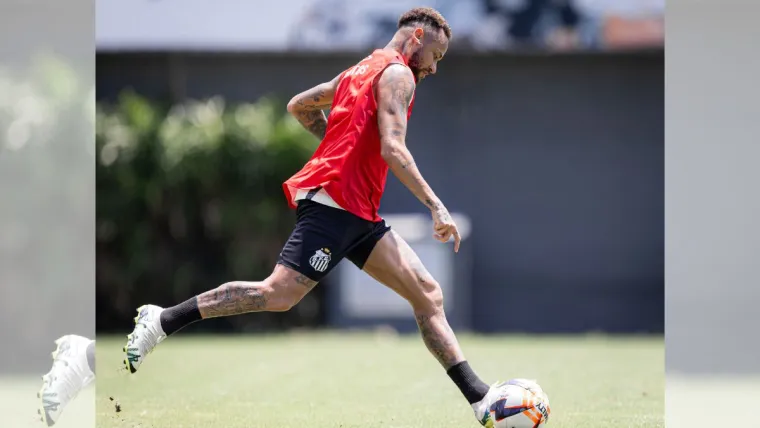 Neymar volta ao Santos e redefine sistema ofensivo na luta contra rebaixamento