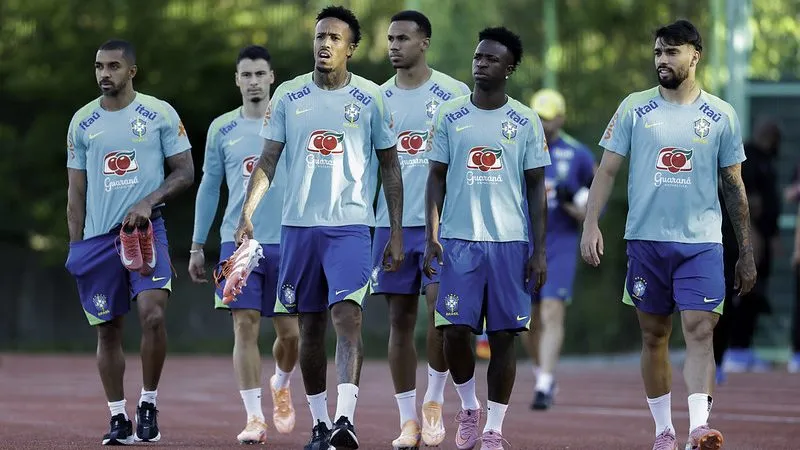 O retorno de Militão e o histórico das duplas de zaga Militão e Estêvão podem re