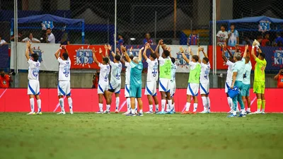 Cruzeiro e Flamengo perdem volantes titulares na estreia da Libertadores