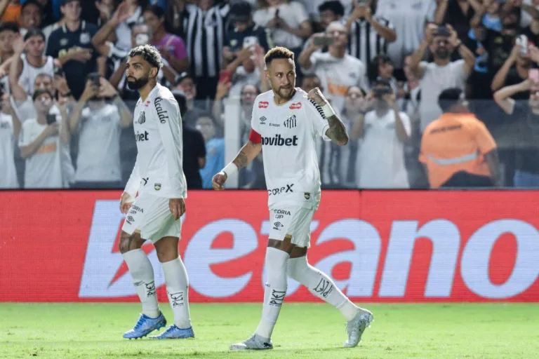 Investimento milionário em busca da glória continental Santos e Vasco apostam tu