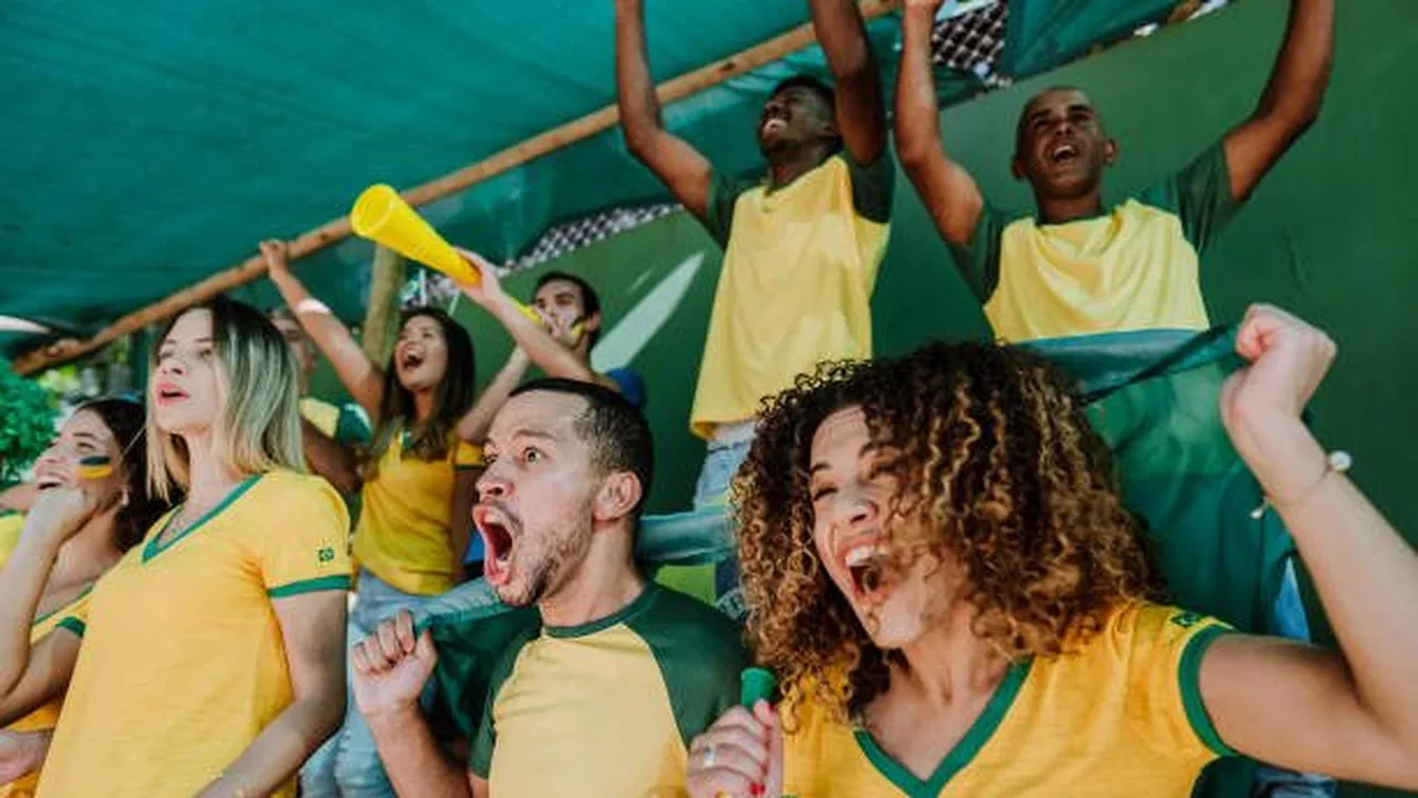 Vinicius Jr consolando Lamine Yamal após episódio de racismo em campo