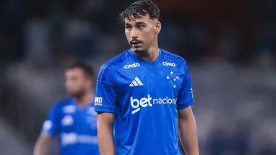 Cruzeiro perde Walace e busca substituto para estreia na Libertadores