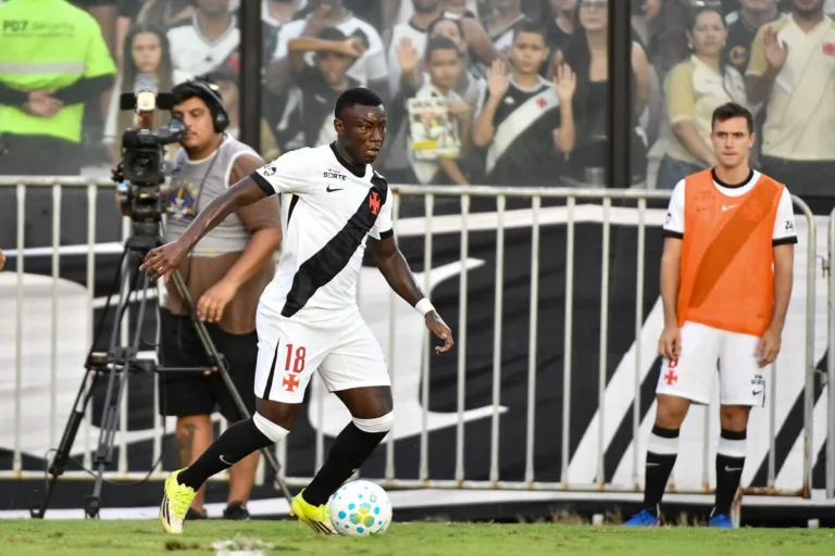 Números desmentem polêmica de Renato sobre colombianos