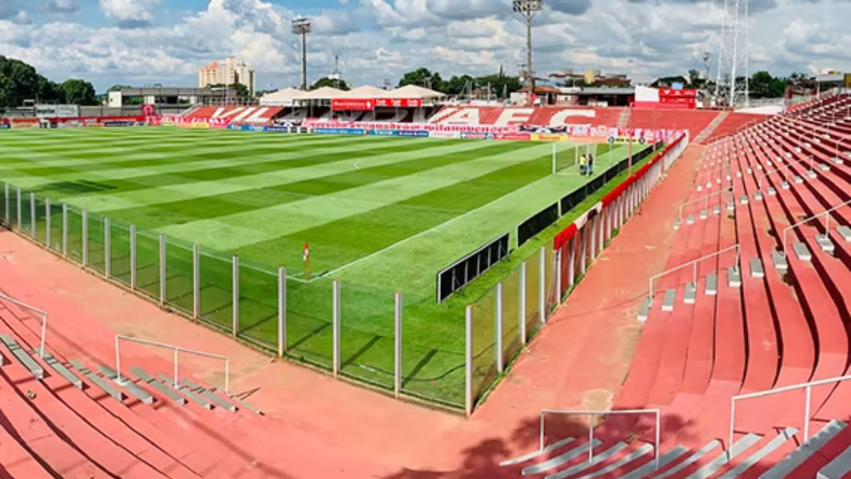 Goiás e Criciúma provam que gestão inteligente vale mais que milhões