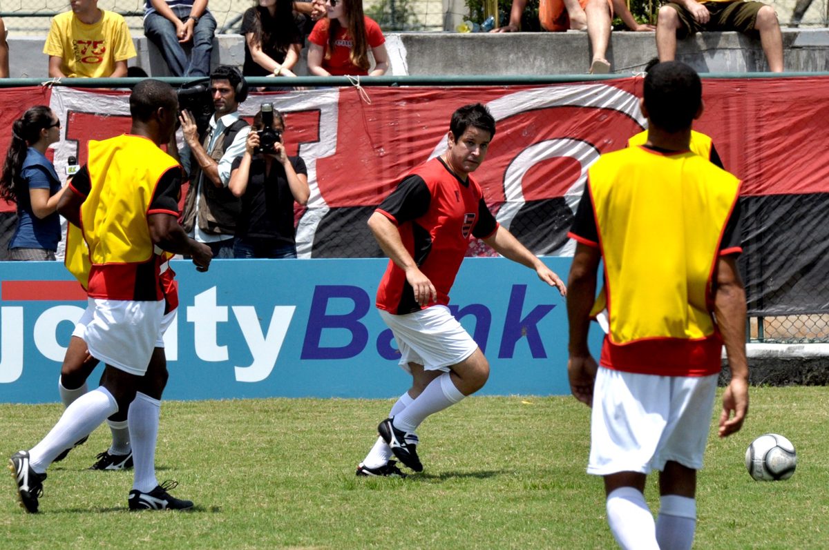 Bruno Cantarelli estreia na Ge TV e marca nova era da narração esportiva