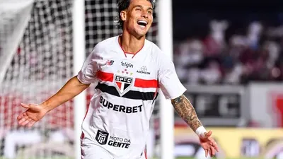 Fluxo goleia Dibrados por 7 a 1 e revela fórmula tática na Kings League