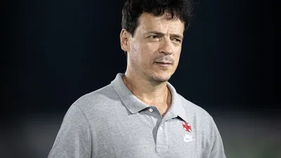 Fernando Diniz no Corinthians precisa adaptar 'Dinizismo' ao DNA alvinegro
