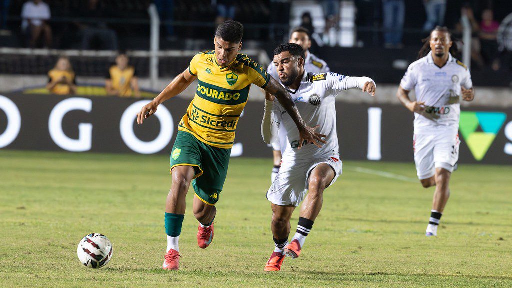 Virada chilena no segundo tempo Audax Italiano vira sobre o Vasco por 2