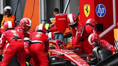 Ferrari admite déficit no SF-26 após declaração de Hamilton sobre Mercedes