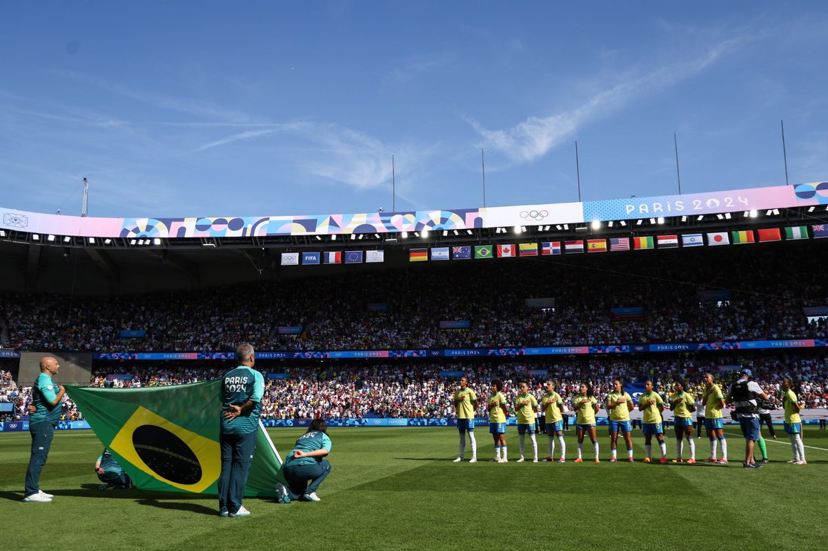 Seleção Feminina despenca após Paris e enfrenta pior crise em década