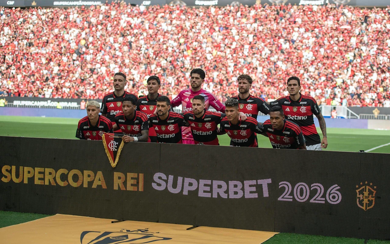 Opções limitadas no elenco atual Carrascal suspenso força Jardim a repens