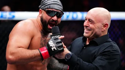 Josh Hokit favorito para explorar cardio limitado de Derrick Lewis no UFC