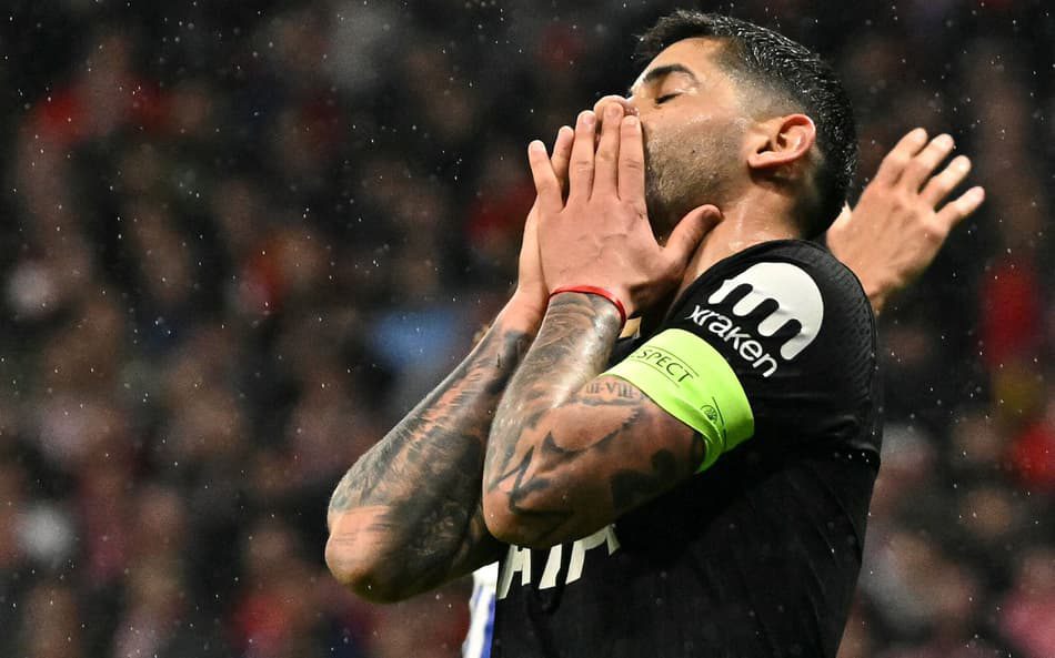 Os cinco na lista de saída Tottenham planeja reformulação drástica