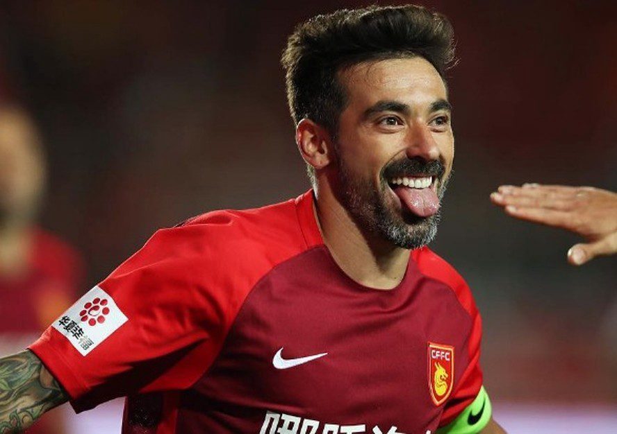 Carreira milionária mascarou fragilidade emocional Lavezzi revela depressão após