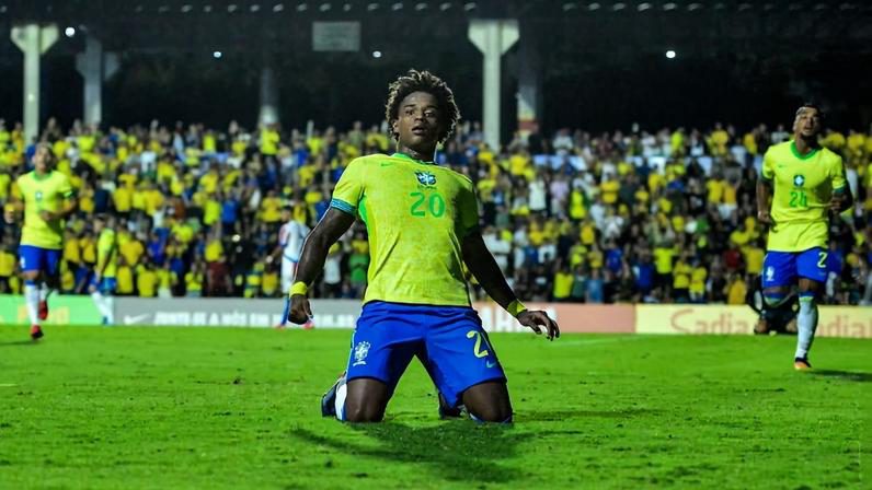 Arboleda empaca vaga de estrangeiro e complica planejamento do São Paulo