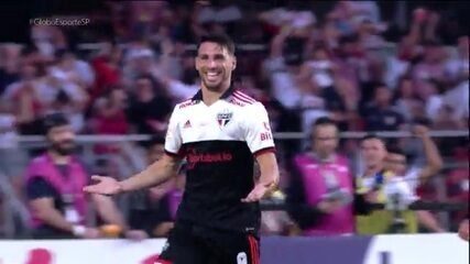 Números que impressionam na comparação Calleri supera rivais em conversão e jus