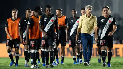 Renato Gaúcho promove oito jovens da base do Vasco em seis meses de trabalho