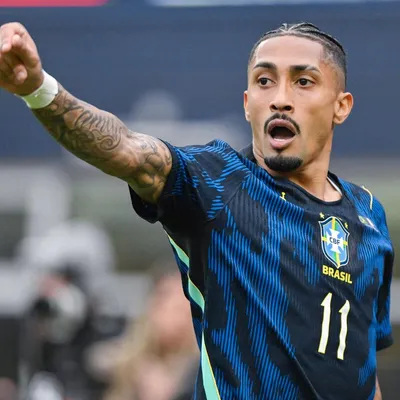 Atacante de Cotia impressiona Roger e pode resolver carência ofensiva do São Paulo