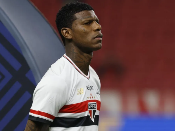 São Paulo negocia rescisões de Arboleda e dívida de André Anderson