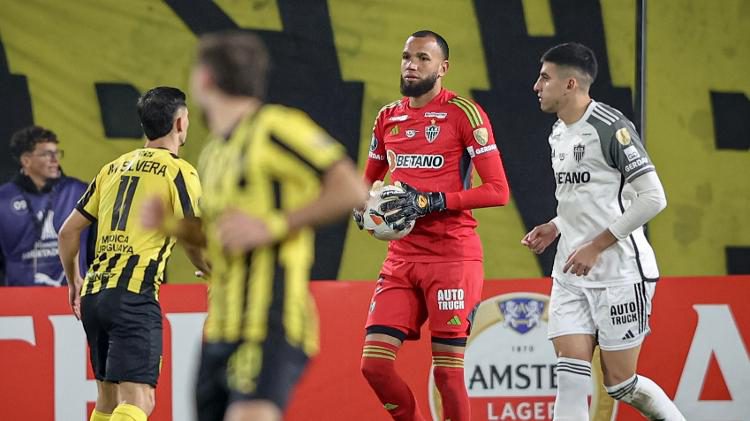 Cenários matemáticos em jogo Peñarol x Platense define cenário decisi