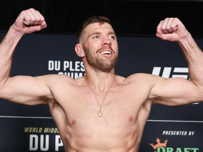 Chimaev enfrenta desafio único contra estilo peculiar de Strickland no UFC 328