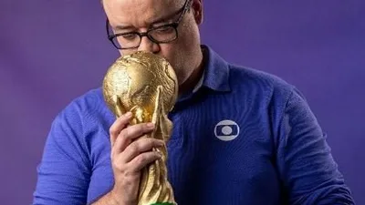 Everaldo Marques assume a narração da Seleção na Copa 2026 após afastamento médico de...