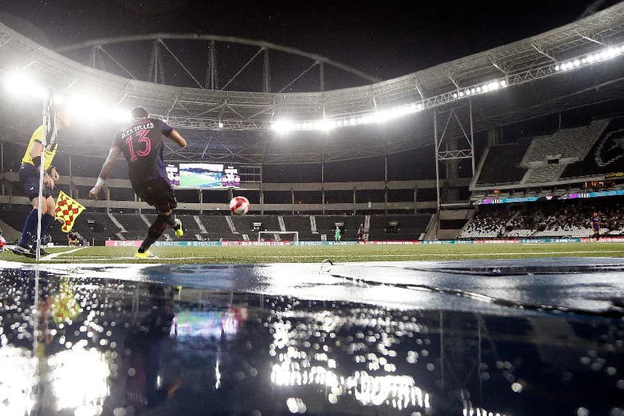 A dívida esquecida de Artur que volta à tona Zenit oferece 25M de euros por Dani