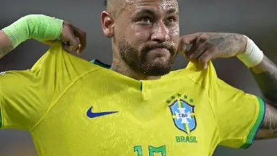Neymar precisa de três gols contra Flu para impressionar Ancelotti