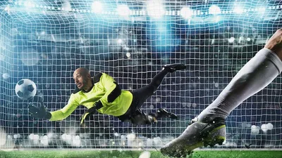 Goleiro leva amarelo por olhar celular em pênalti do Palmeiras na Libertadores