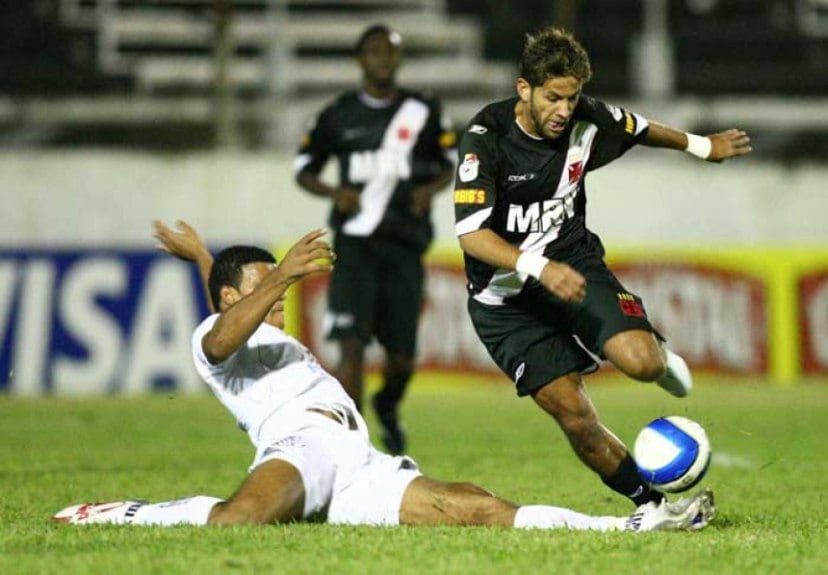 Times menores também fizeram história Os únicos 7 clubes argentinos que vencer