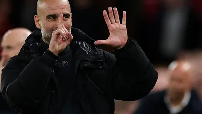 Guardiola reinventa City sem De Bruyne e lidera Premier League