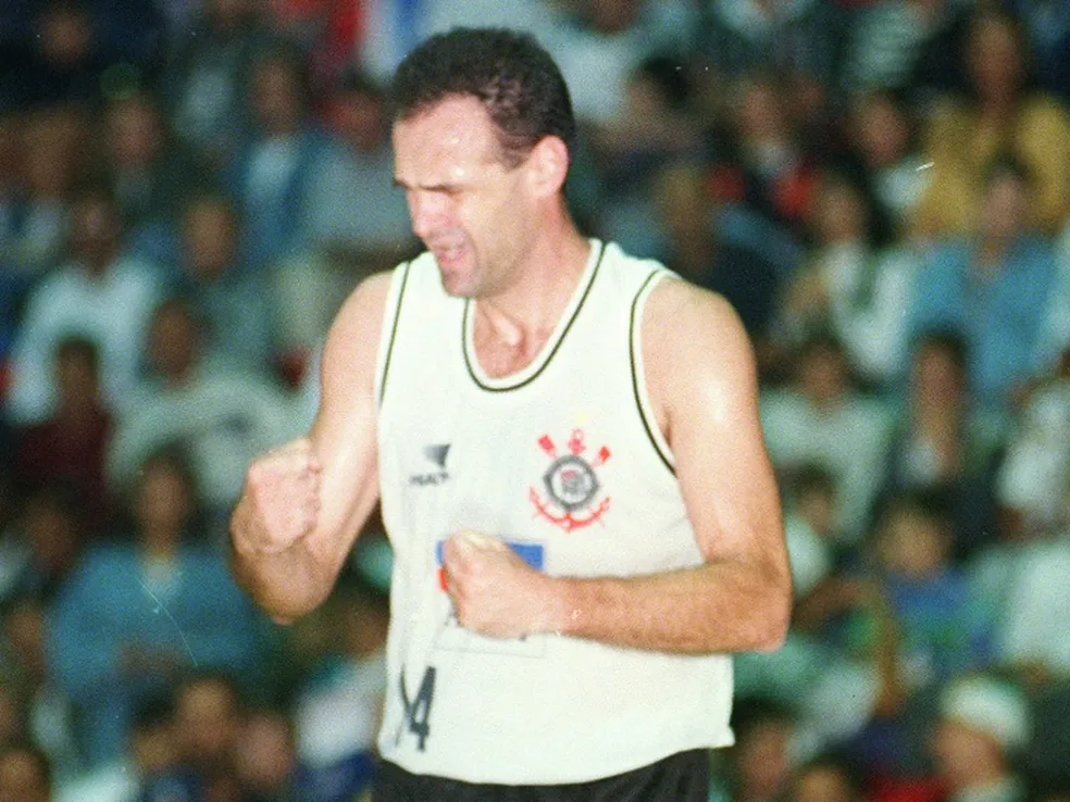 Legado além das quadras profissionais Projeto de Oscar Schmidt forma campeões