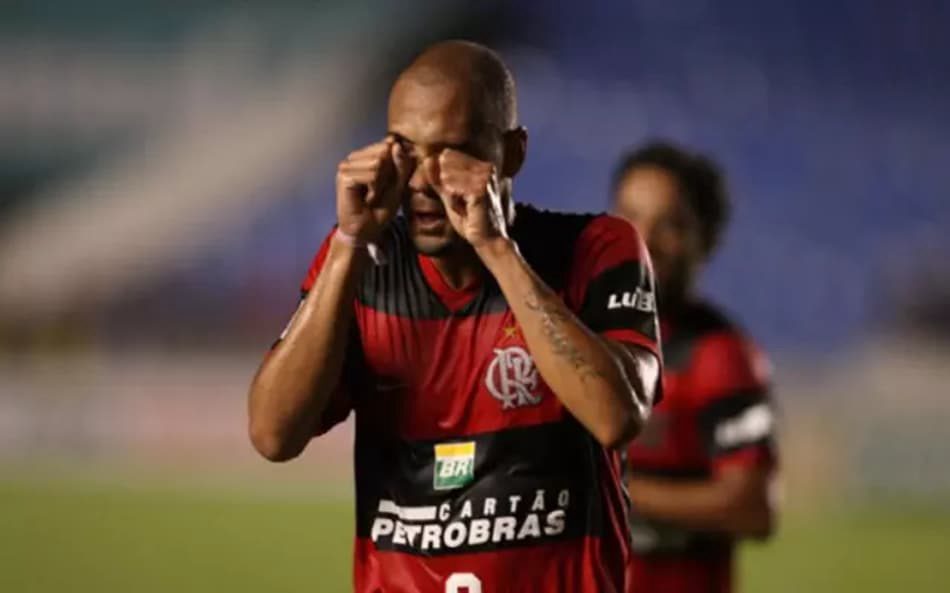 Mudanças táticas revelam profundidade do elenco Leonardo Jardim define estratégi