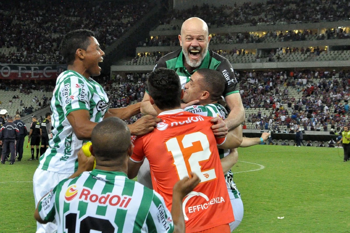 Primeiro tempo marcado por mudanças e definição Juventude vence CRB por 1 a 0 fo