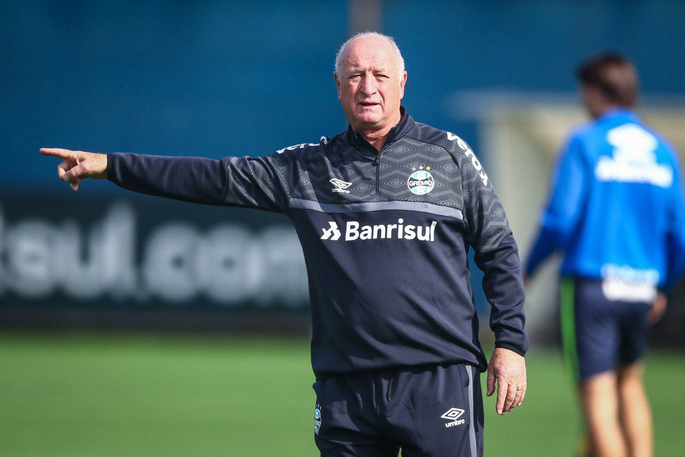 Padrão de instabilidade no futebol brasileiro Grêmio já demitiu nove técnicos de