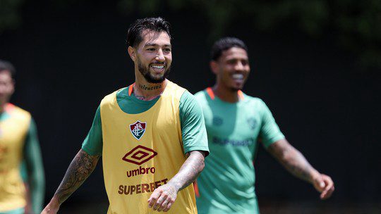 A matemática cruel da dependência Lucho Acosta vale ouro para o Fluminense