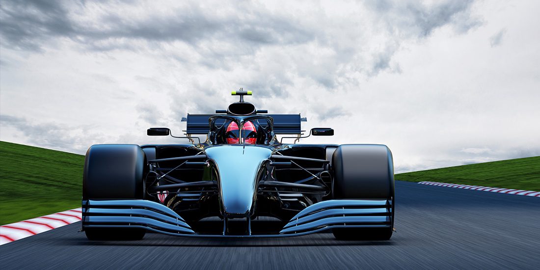 Contexto competitivo molda trajetórias distintas Antonelli supera Hamilton em es