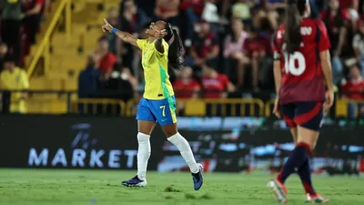 Aline Gomes marca primeiro gol e conquista título invicto da FIFA Series