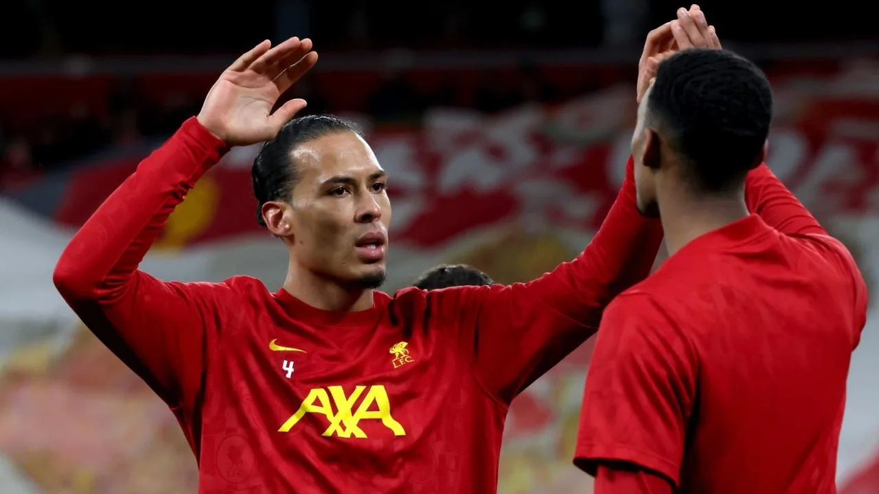 Van Dijk cabeceia gol da vitória do Liverpool contra Everton no Goodison Park em cobrança de escanteio decisiva