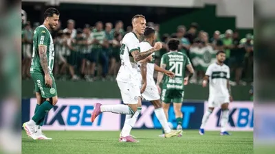 Breno Lopes assume protagonismo no ataque do Coritiba com números impressionantes