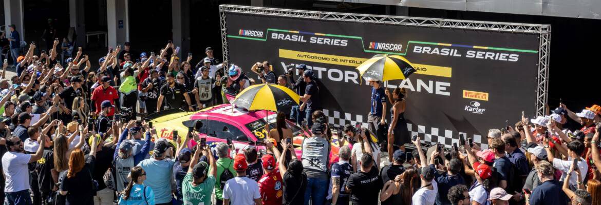 Adaptação técnica aos desafios da NASCAR Brasil Duas mulheres fazem história iné