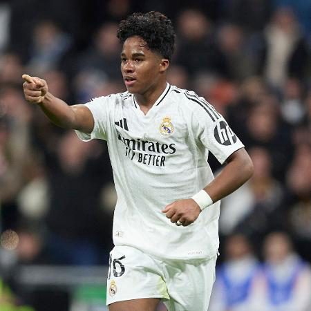 Receita milionária com exportação de talentos Como o Palmeiras virou fábrica de