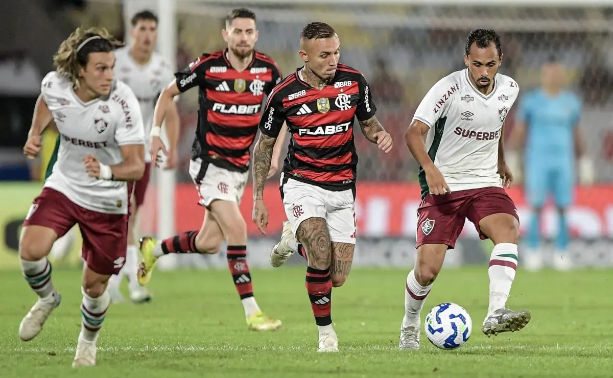 Transição ofensiva e ocupação dos espaços Fluminense vence Santos com domínio tá