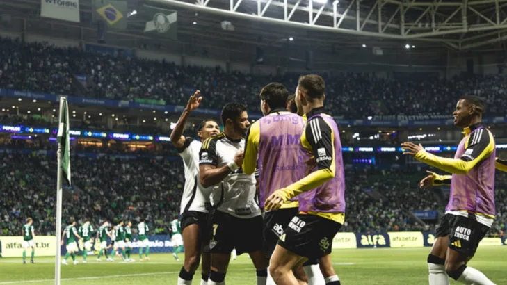 Elenco responde à altura da cobrança Pressão da torcida vira combustível para