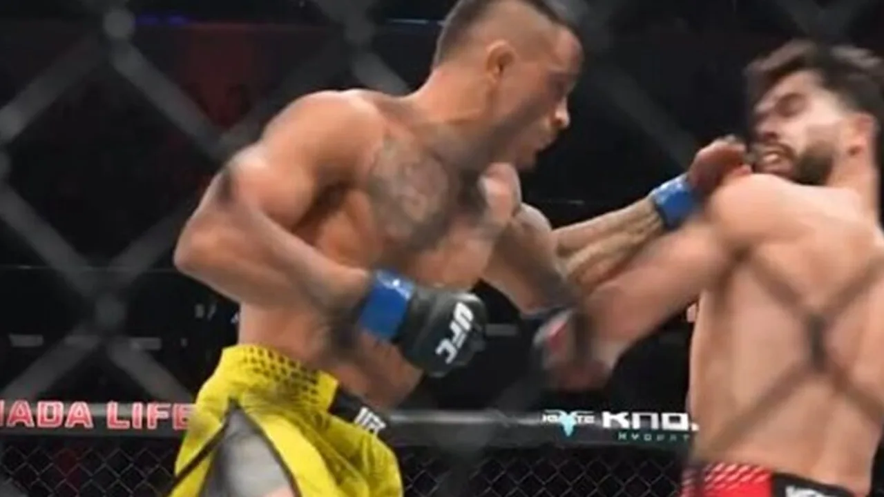 Lutador brasileiro Rafael Barbosa segurando cinturão do Pancrase após superar aneurismas cerebrais