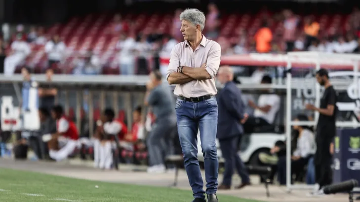 O labirinto tático de Renato Gaúcho Paysandu busca estratégia defensiva para