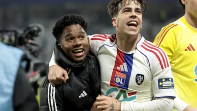 Dupla Endrick-Afonso Moreira reverte crise tática do Lyon contra o PSG