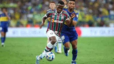 Guga vira peça-chave do Fluminense com duas assistências contra o Santos