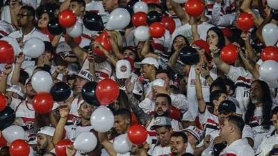 Superclássico paraguaio suspenso revela década de violência endêmica