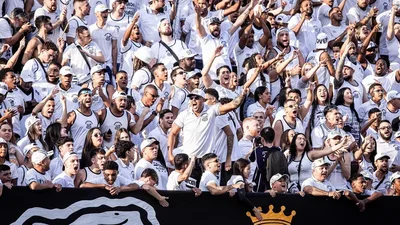 Neymar vive seu pior momento no Santos e decepciona na luta contra rebaixamento